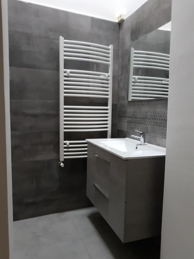 Silver Dream Apartmanhaz ديبريتْسين المظهر الخارجي الصورة