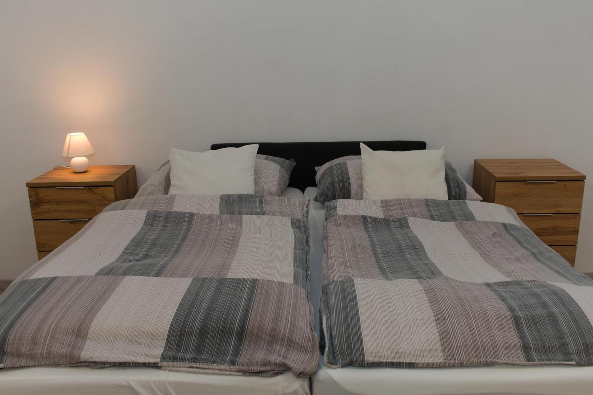 Silver Dream Apartmanhaz ديبريتْسين المظهر الخارجي الصورة